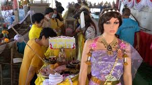 แห่ขอหวย เรือแม่ตะเคียน