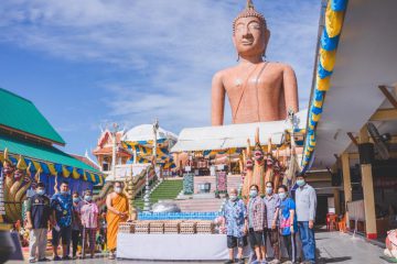 ทำบุญถวายไข่