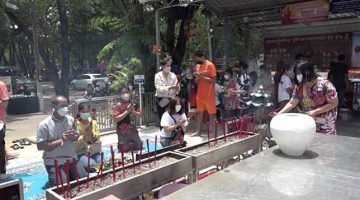 ขอโชคลาภท้าวเวสสุวรรณ