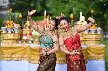 ลาล่า และ ธัญญ่า